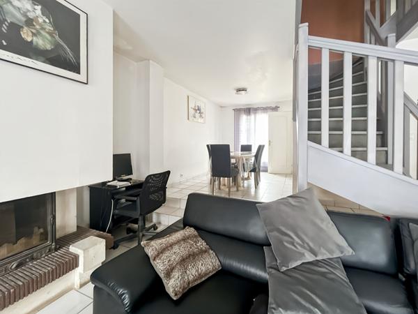 Maison Vaureal 7 pièce(s) 126 m2