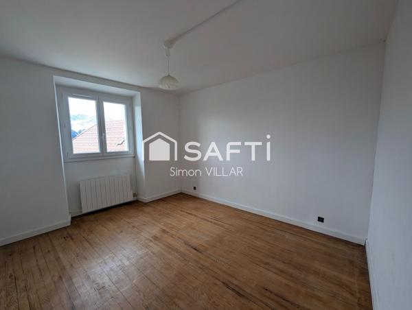 Maison avec bien exposé avec une vue dégagée