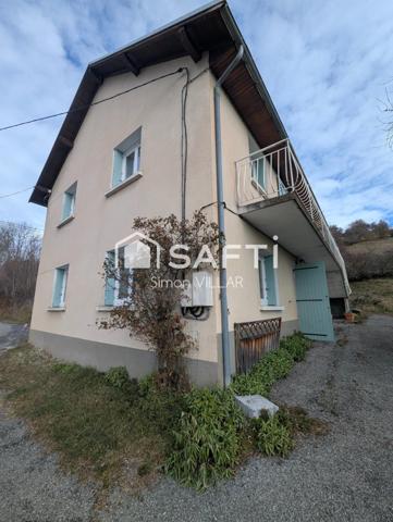 Maison avec bien exposé avec une vue dégagée