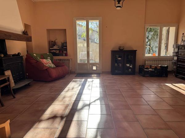 Maison individuelle type Mazet trois chambres campagne calme