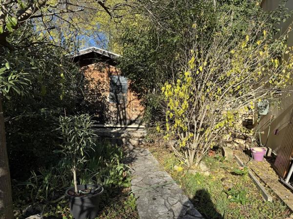 Maison individuelle type Mazet trois chambres campagne calme