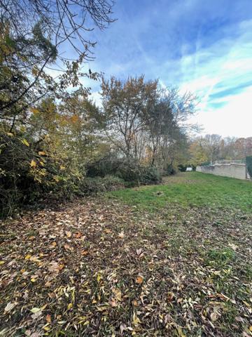 Saint-Germain-sur-Morin (77860) TERRAIN A BATIR DE 1600 M²