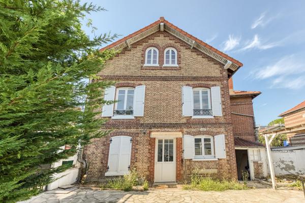 Maison Noisiel 6 pièce(s) 140 m2