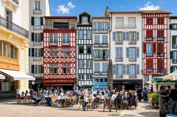 Bayonne, Maison de ville 3 Chambres -  190 m² à vendre