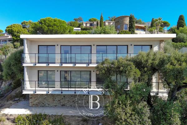 Le Lavandou, Appartement 3 Chambres -  101 m² à vendre