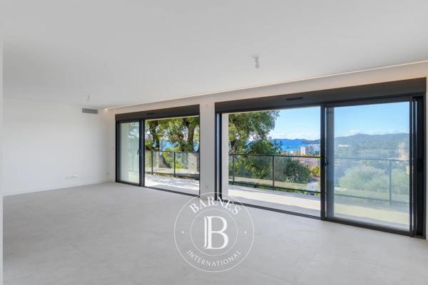 Le Lavandou, Appartement 3 Chambres -  101 m² à vendre