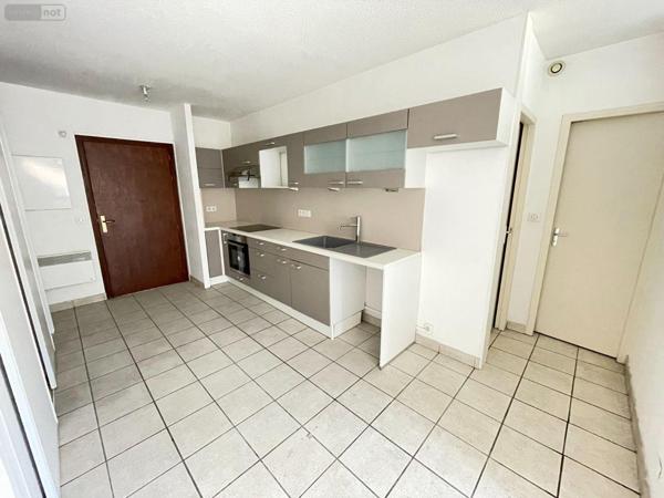 Studio à vendre à Manosque dans les Alpes-de-Haute-Provence (04100), ref : 025/1924