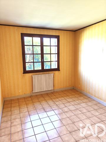 Maison à vendre 5 pièces 116 m² Crécy-la-Chapelle