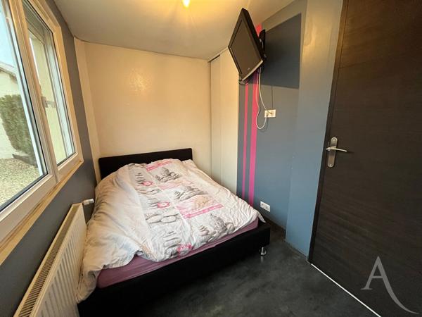 Maison Porcheville 5 pièce(s) 85 m2, Jardin et garage.