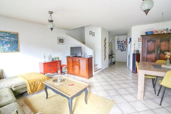 Pavillon au calme et proche du RER B