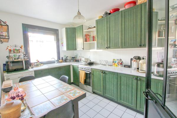 Pavillon au calme et proche du RER B