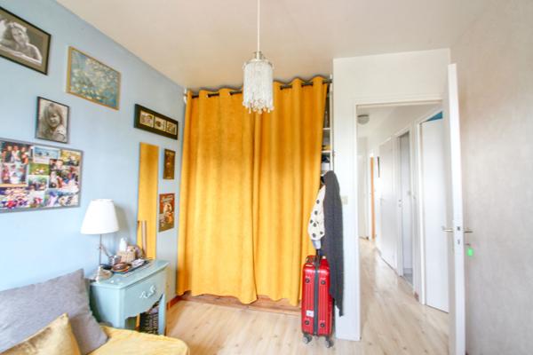 Pavillon au calme et proche du RER B