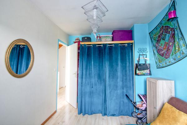 Pavillon au calme et proche du RER B