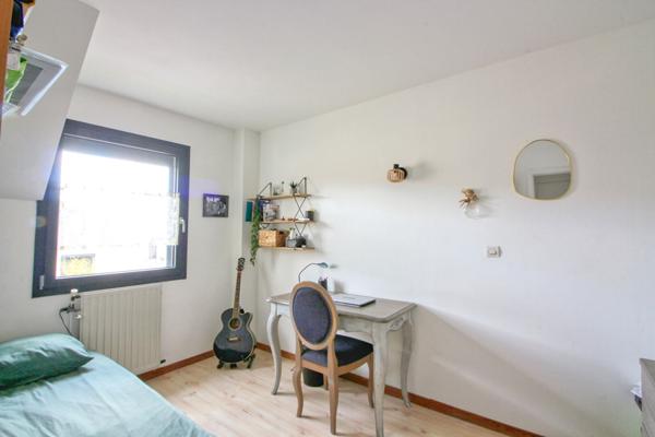 Pavillon au calme et proche du RER B