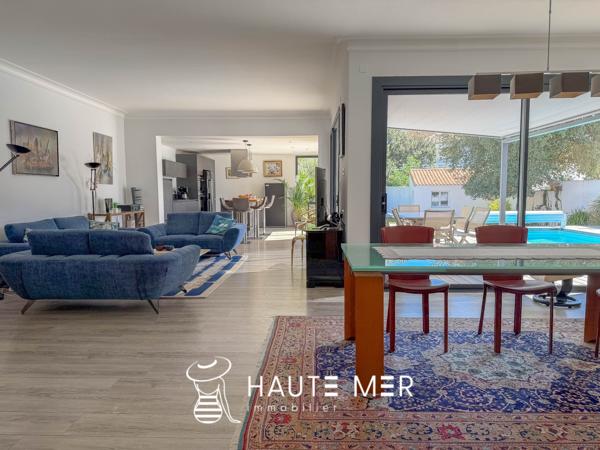 BAHAMAS – Maison de plain pied aux Présidents avec garage.