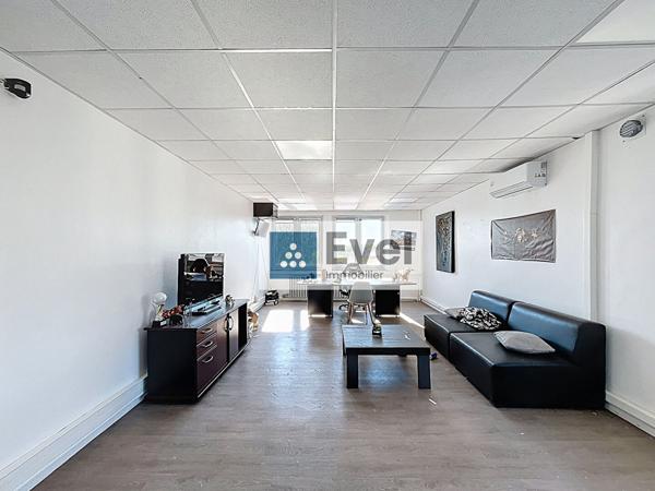 À LOUER  Spacieux local professionnel de 204 m² Route de Carling, Saint-Avold