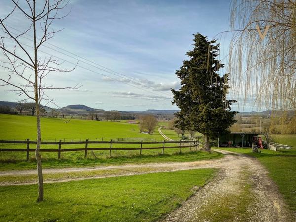 Domaine équestre d’exception sur 40 hectares — Authenticité, nature et passion proche de Penne d’Agenais (47)