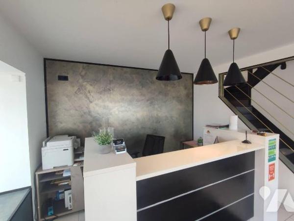 Murs Commerciaux à Vendre à Milizac (29290) en Finistère (29)

Belle opportunité à saisir, si...