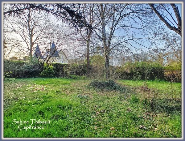 Dpt Indre et Loire (37), à vendre MARCILLY SUR MAULNE maison 7 pièces - 173 m2 - Terrain clos