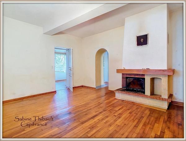 Dpt Indre et Loire (37), à vendre MARCILLY SUR MAULNE maison 7 pièces - 173 m2 - Terrain clos