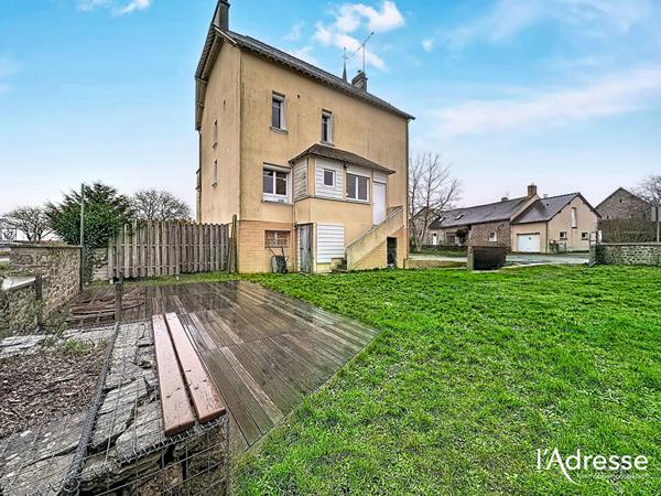 Maison COMMER de 140 m², cinq chambres.