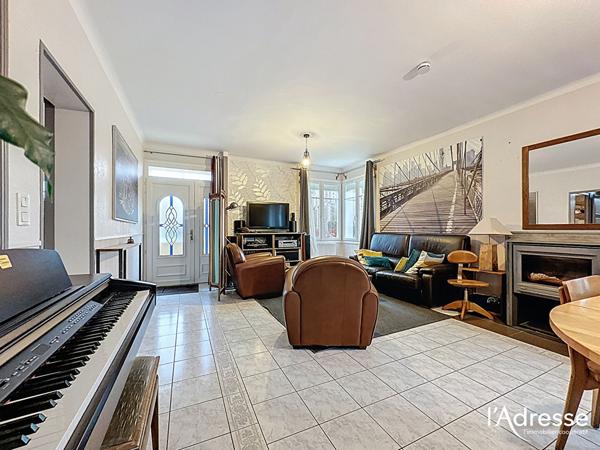 Maison COMMER de 140 m², cinq chambres.