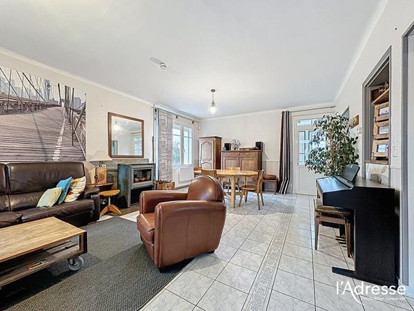 Maison COMMER de 140 m², cinq chambres.