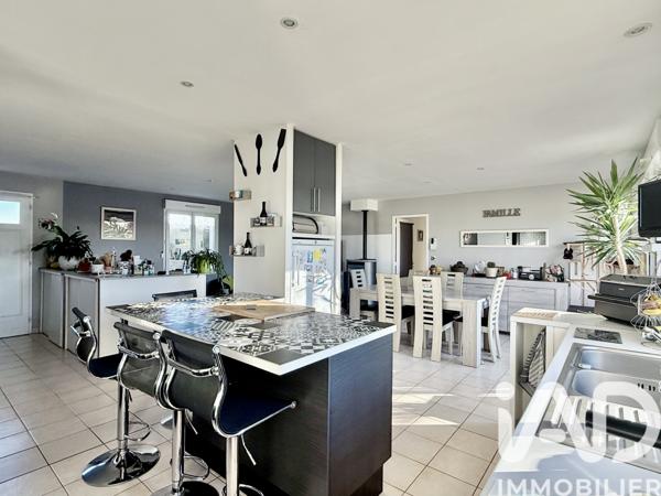 Maison à vendre 6 pièces 116 m² Simplé