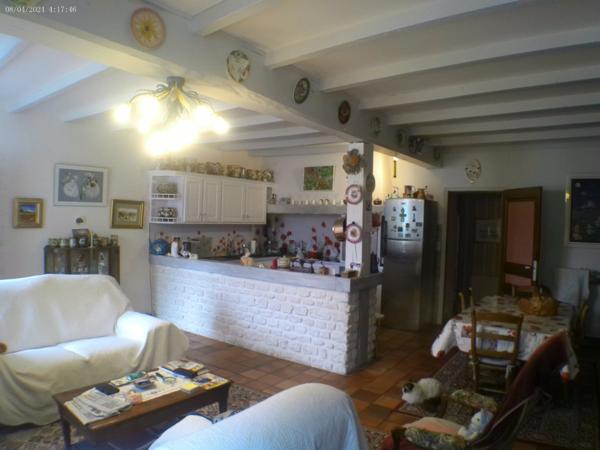 SEGONZAC A Vendre Maison en Pierre