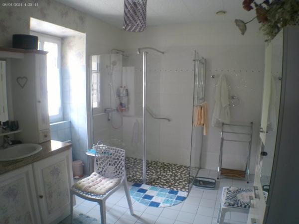 SEGONZAC A Vendre Maison en Pierre