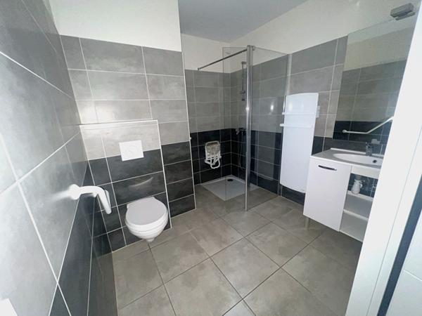 Appartement Villefranche De Rouergue 1 pièce(s) 42 m2