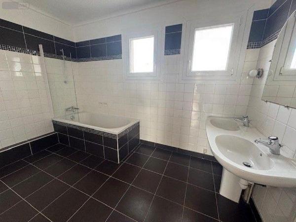 Maison à vendre à Mellac dans le Finistère (29300), ref : 11280/821