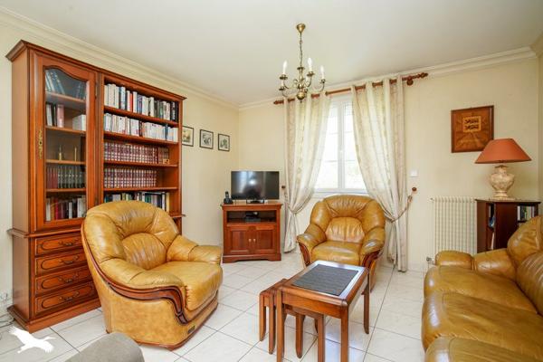 Maison à vendre |                                       Joué-lès-Tours |                                        5 pièces  |  100 m²