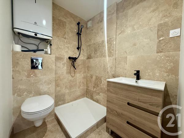 à vendre  19 m2 FONTAINEBLEAU - 77