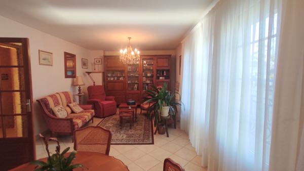 Maison 5 pièces à vendre Châtellerault - 86100 / Réf: 11830