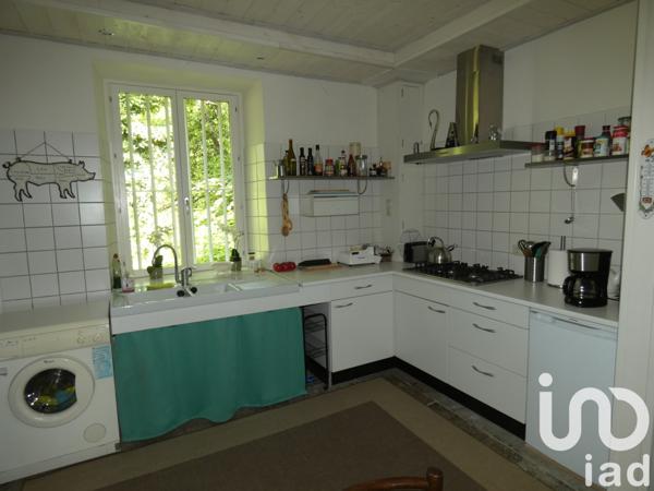 Maison à vendre 9 pièces 203 m² Auzelles