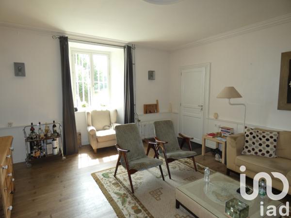 Maison à vendre 9 pièces 203 m² Auzelles