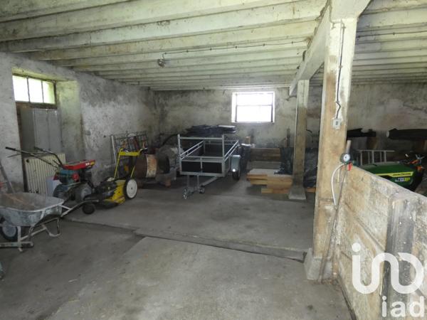 Maison à vendre 9 pièces 203 m² Auzelles