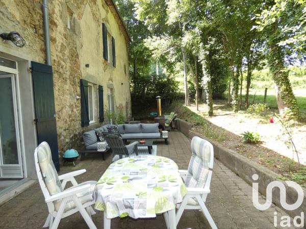 Maison à vendre 9 pièces 203 m² Auzelles