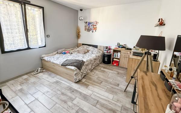 Maison à vendre    6 pièces •  La Jarrie