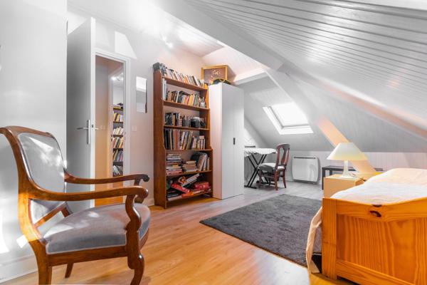 Duplex en dernier étage,168 m2 au sol-137 m2 carrez