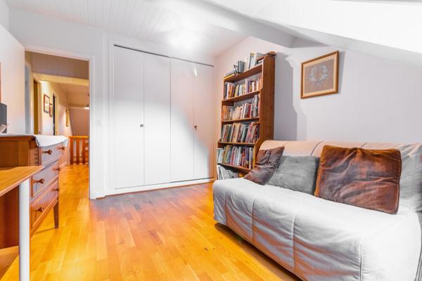 Duplex en dernier étage,168 m2 au sol-137 m2 carrez