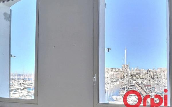 Appartement à vendre    3 pièces •  Marseille 7