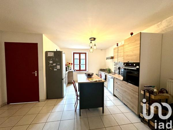 Immeuble à vendre 1 662 m² Sedan