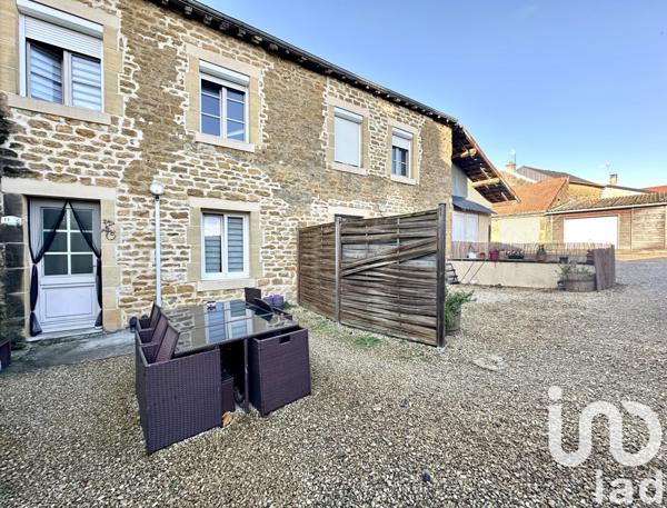 Immeuble à vendre 1 662 m² Sedan