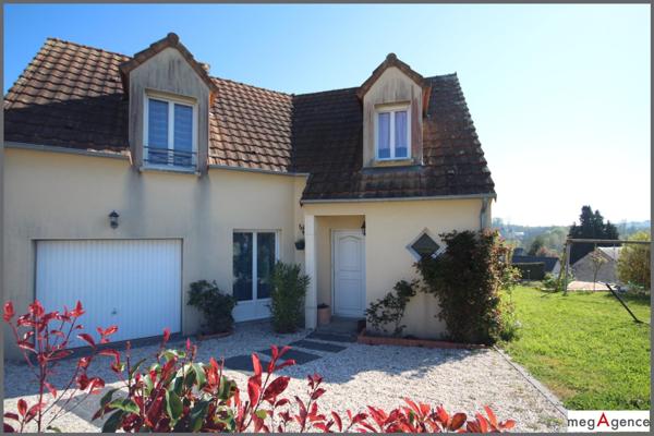 Maison à DISSE-SOUS-LE-LUDE, 72800 - 6 pièces 124m²