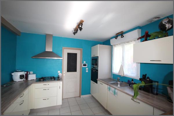 Maison à DISSE-SOUS-LE-LUDE, 72800 - 6 pièces 124m²