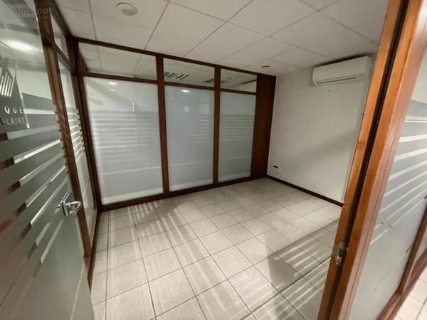 Location - Fonds et/ou murs commerciaux Damparis 39500 115 m 2