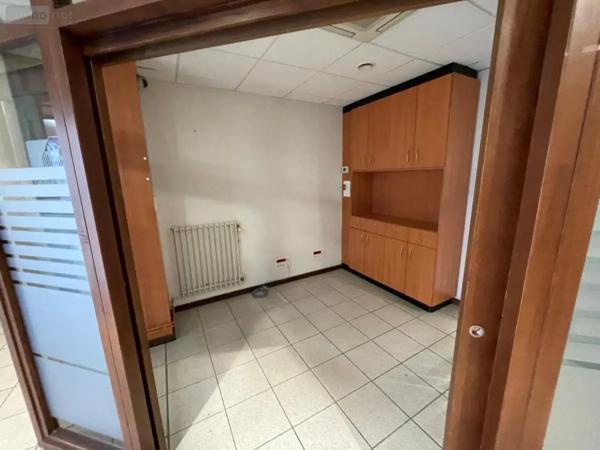 Location - Fonds et/ou murs commerciaux Damparis 39500 115 m 2
