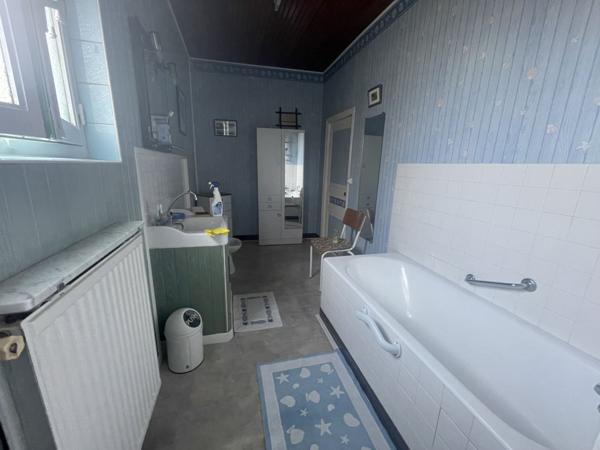 Vente Maison90 m² - 4 Pièces - LIGNIERES (18160)